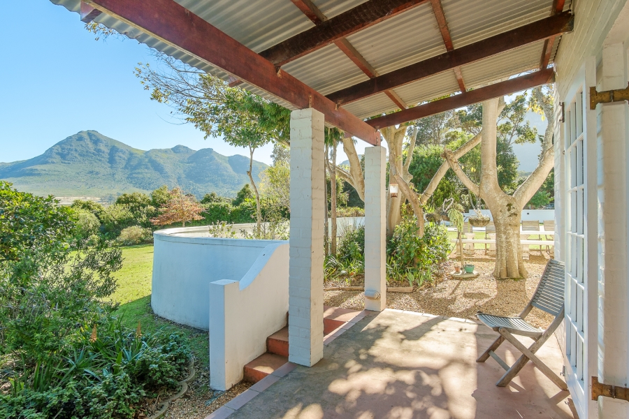 6 Bedroom Property for Sale in De Goede Hoop Western Cape